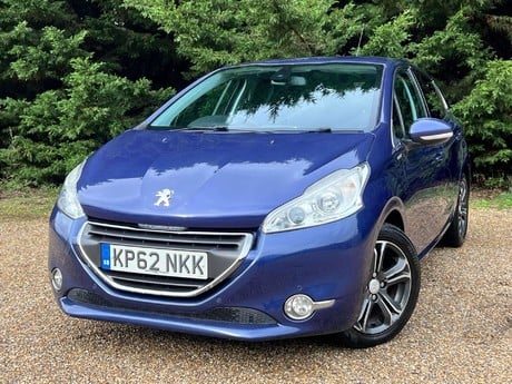 Peugeot 208 1.4 208 Intuitive HDi 5dr 3