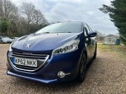 Peugeot 208 1.4 208 Intuitive HDi 5dr 8