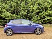 Peugeot 208 1.4 208 Intuitive HDi 5dr 11