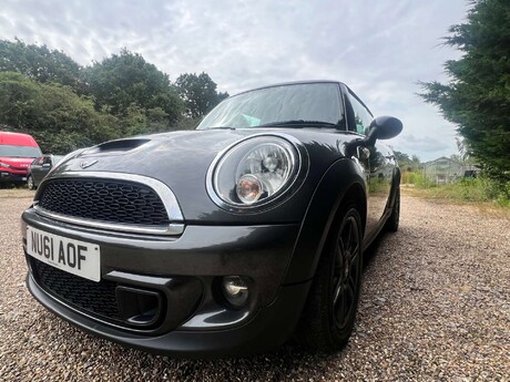 Mini Hatch 2.0 Cooper SD 3dr 8