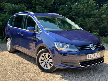 Volkswagen Sharan 2.0 Sharan SE Nav TDI Semi-Auto 5dr