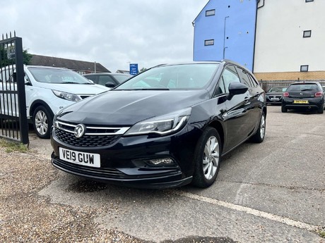 Vauxhall Astra 1.6 Astra Design CDTI Ecotec S/S 5dr 4