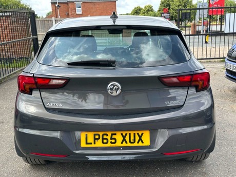 Vauxhall Astra 1.4 Astra SRi Nav T 5dr 4