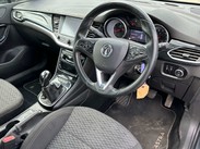 Vauxhall Astra 1.4 Astra SRi Nav T 5dr 7