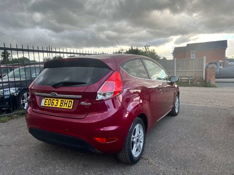 Ford Fiesta 1.2 Fiesta Zetec 3dr 6