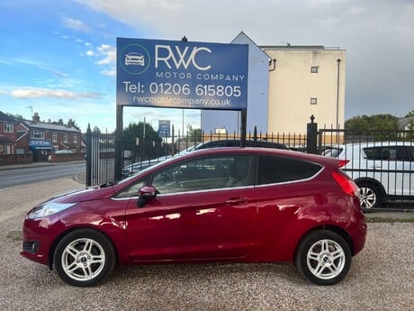 Ford Fiesta 1.2 Fiesta Zetec 3dr 2