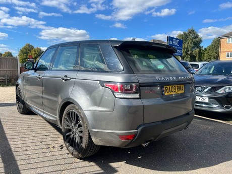 Land Rover Range Rover Sport 3.0 Range Rover Sport HSE Dynamic SDV6 Auto 4WD 5dr 6