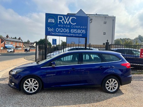 Ford Focus 1.0 Focus Titanium 5dr 1