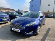 Ford Focus 1.0 Focus Titanium 5dr 4