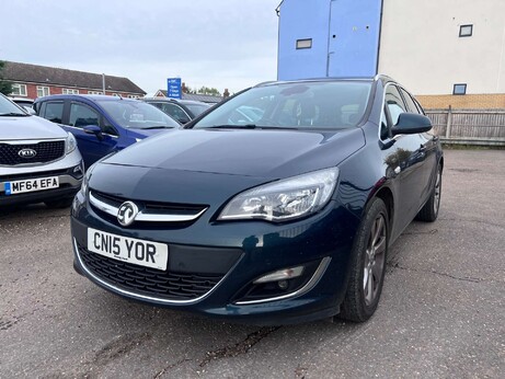 Vauxhall Astra 2.0 Astra Elite CDTI Auto 5dr 3