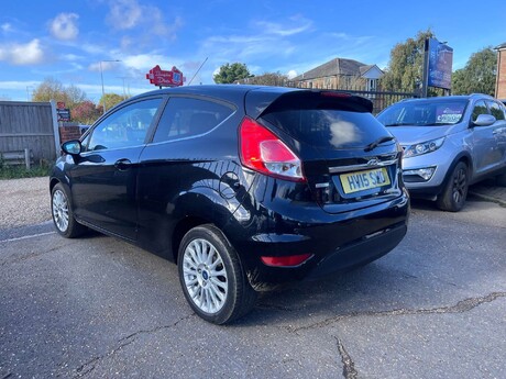 Ford Fiesta 1.0 Fiesta Titanium T 3dr 6