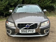 Volvo XC70 2.4 XC70 SE Luxury AWD D5 Auto 4WD 5dr 9