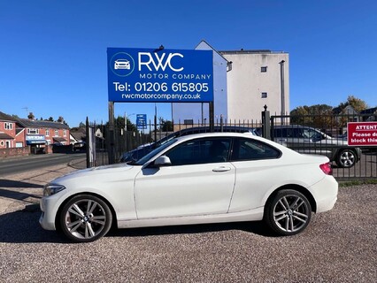 BMW 2 Series 2.0 220d SE 2dr