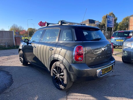 Mini Countryman 2.0 Countryman Cooper D All4 Auto 4WD 5dr 5