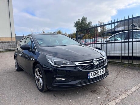 Vauxhall Astra 1.4 Astra SRi Nav T S/S Auto 5dr 2