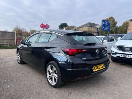 Vauxhall Astra 1.4 Astra SRi Nav T S/S Auto 5dr 5