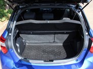 Toyota Yaris 1.5 VVT-h Blue Bi-Tone E-CVT Euro 6 (s/s) 5dr 28