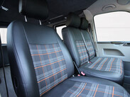 Volkswagen Transporter T30 TDI 4MOTION 38