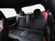 Mini Hatch JOHN COOPER WORKS 17