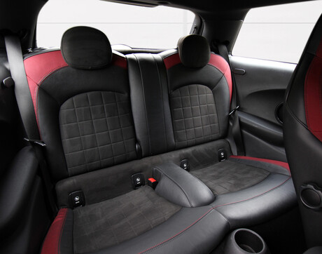 Mini Hatch JOHN COOPER WORKS 18