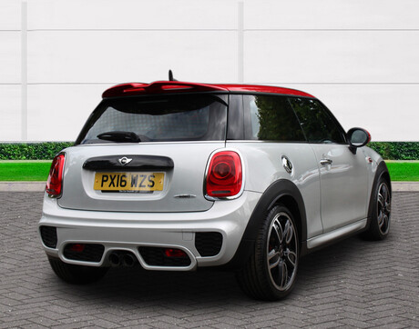 Mini Hatch JOHN COOPER WORKS 5