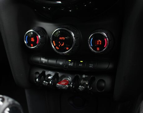 Mini Hatch COOPER 11