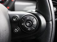 Mini Hatch COOPER 16