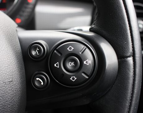 Mini Hatch COOPER 16