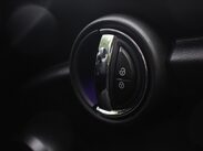 Mini Hatch COOPER 21
