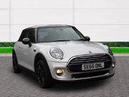 Mini Hatch COOPER 1