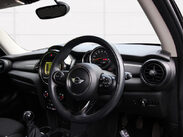Mini Hatch COOPER 22