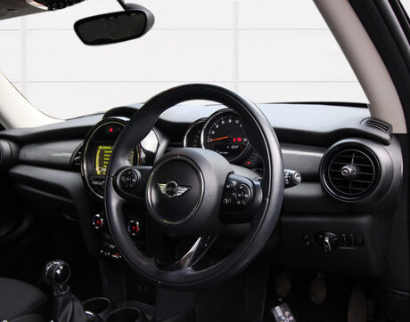 Mini Hatch COOPER 22