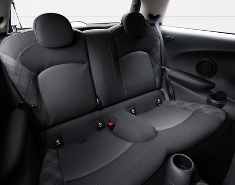 Mini Hatch COOPER 23