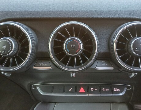 Audi TT TFSI SPORT 33
