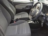 Toyota Yaris VVT-I ICON M-DRIVE S 4