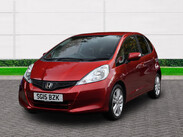 Honda Jazz I-VTEC ES PLUS 1