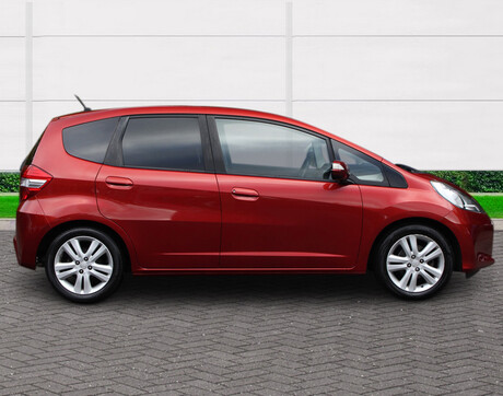 Honda Jazz I-VTEC ES PLUS 8