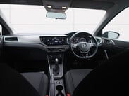 Volkswagen Polo SE TSI DSG 12