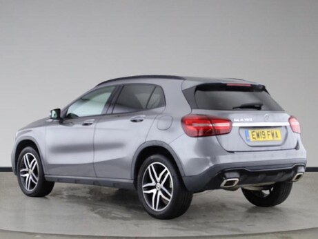 Mercedes-Benz GLA Class GLA 180 URBAN EDITION 2