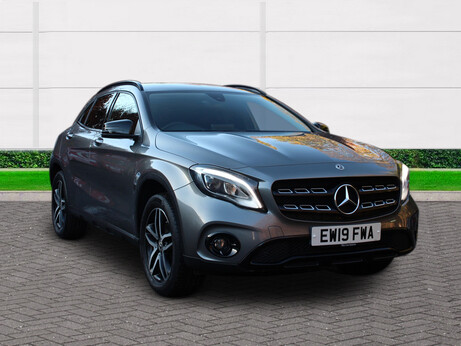 Mercedes-Benz GLA Class GLA 180 URBAN EDITION 2