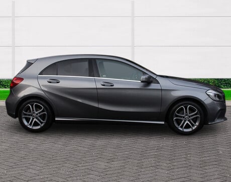 Mercedes-Benz A Class A 180 SPORT EDITION 4