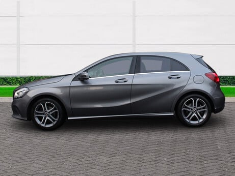 Mercedes-Benz A Class A 180 SPORT EDITION 4