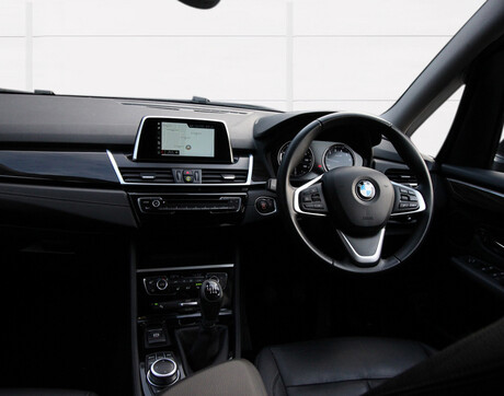 BMW 2 Series 218I LUXURY GRAN TOURER 14