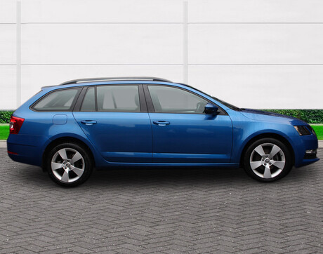 Skoda Octavia SE DRIVE TSI DSG 9