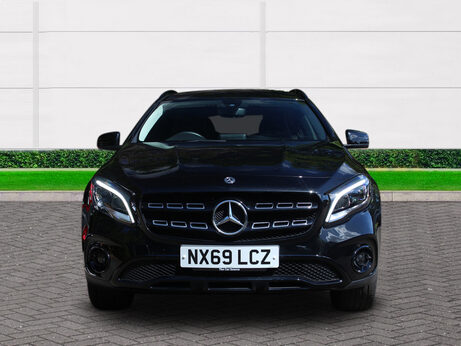 Mercedes-Benz GLA Class GLA 180 URBAN EDITION 1