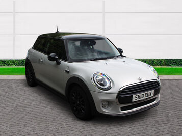 Mini Hatch COOPER