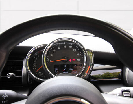 Mini Hatch COOPER 18