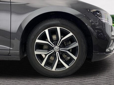 Volkswagen Passat SEL TDI DSG 3