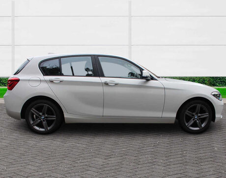 BMW 1 Series 118I SPORT 1