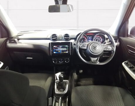 Suzuki Swift SZ5 DUALJET ALLGRIP SHVS MHEV 5